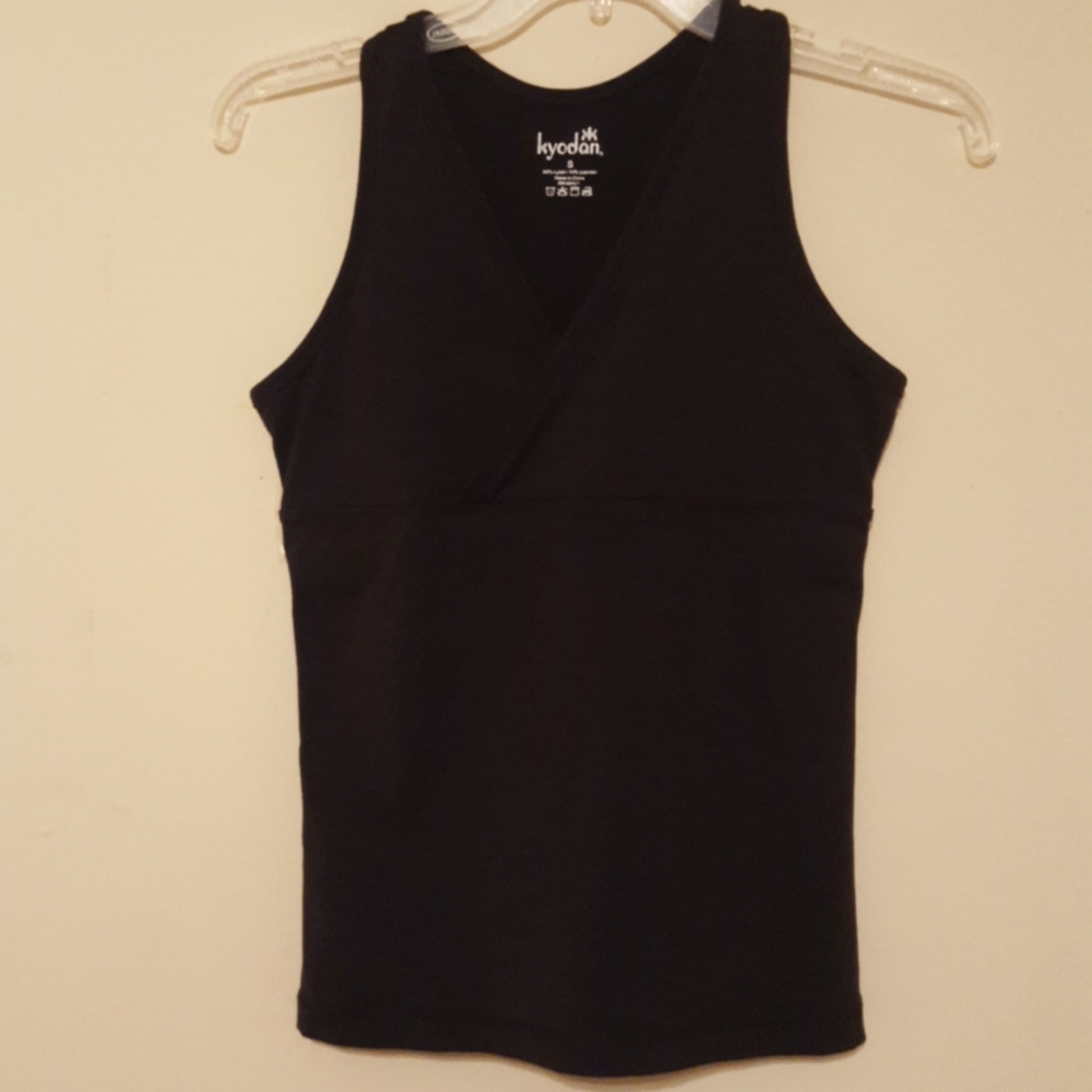 🤑Women's Size S Racerback Top🤑